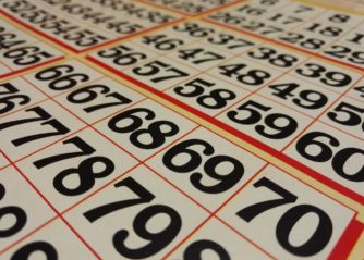 hvad er forskellen på bingo og banko